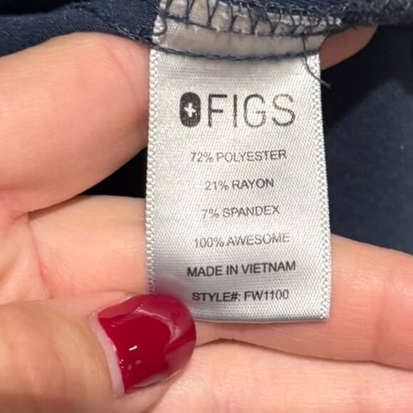 Figs Women’s Casma Three-Pocket Scrub Top Size Medium In Navy‎ Blue - Picture 5 of 5